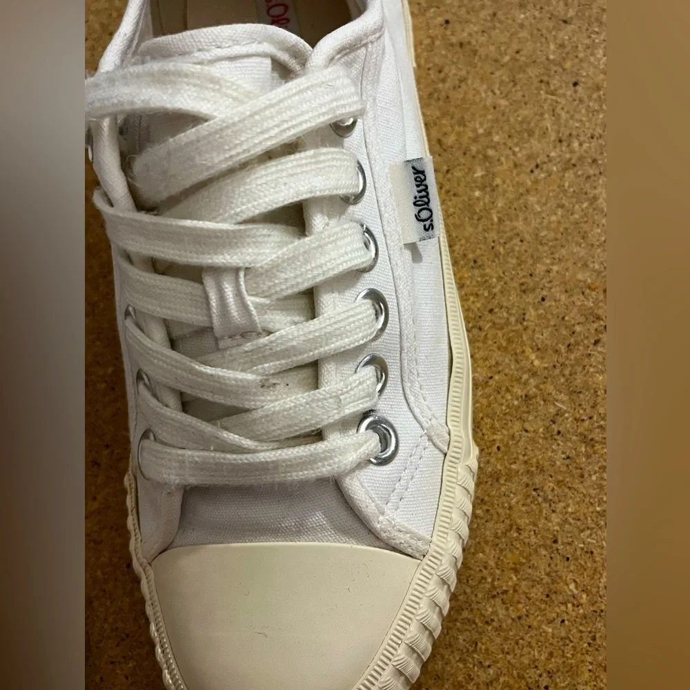 s.Oliver Canvas Sneakers Size 37 - Picture 11 of 15